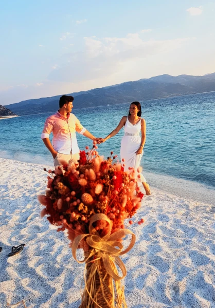 HONEYMOON TOURS & PACKAGES